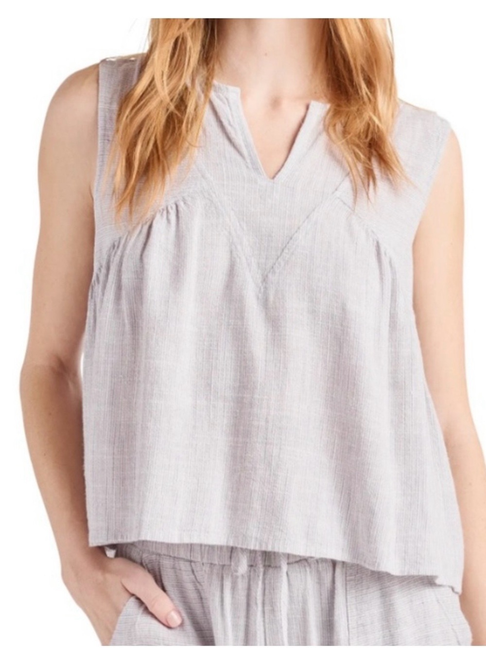 Splendid from Evereve Cream V-Neck lightweight Oversized Sleeveless Tank